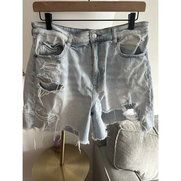 American Eagle Outfitters Pants - American Eagle Baggy Mom Denim Short 12 Ripped Light Wash
